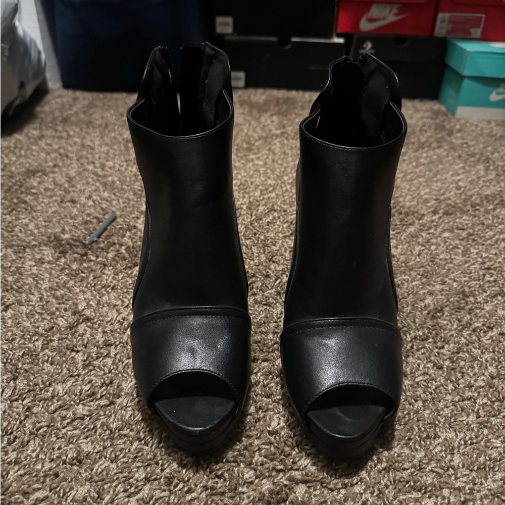 Black heels